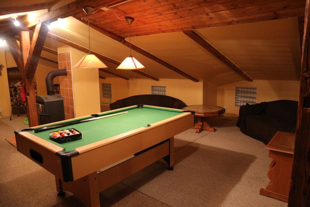 Apartmany Lestarka Korenov Bagian luar foto